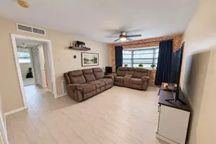 801 Brockway Ave, Orlando, FL 32807 - Photo 11