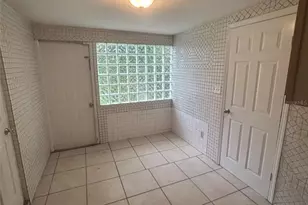 127 Country Club Dr, Sanford, FL 32771 - Photo 7