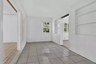 208 Palmyra Dr, Orlando, FL 32807 - Photo 23