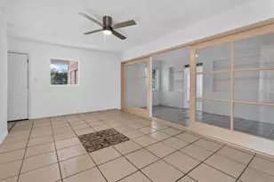 208 Palmyra Dr, Orlando, FL 32807 - Photo 9
