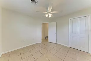 3207 19th Ave W, Bradenton, FL 34205 - Photo 15
