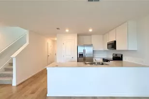 1561 Plank Pl, Davenport, FL 33837 - Photo 7