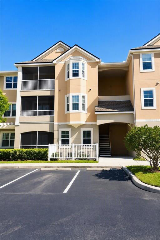 6412 Queens Borough Ave #309 - 6412 Queens Borough Ave #309, Orlando, FL 32835 Luxury Property | Jose Angel Pina