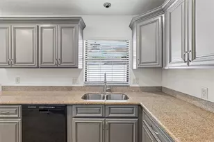 3707 Pelican Ln, Orlando, FL 32803 - Photo 9