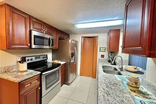 3979 SW Queen Anne Dr S, Orlando, FL 32839 - Photo 9