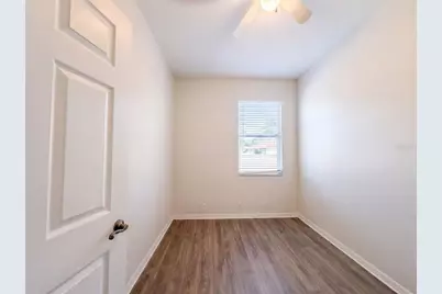 7414 39th Court E, Sarasota, FL 34243 - Photo 19