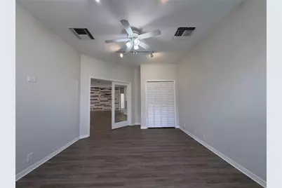 7414 39th Court E, Sarasota, FL 34243 - Photo 37