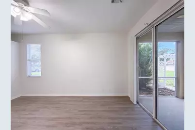 7414 39th Court E, Sarasota, FL 34243 - Photo 13