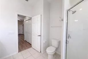 7414 39th Ct E, Sarasota, FL 34243 - Photo 31