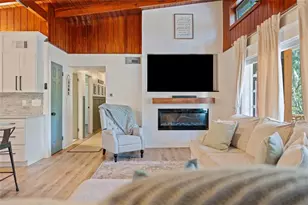 1467 Hilltop Dr, Mount Dora, FL 32757 - Photo 11