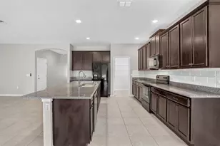 6812 Goldflower Ave, Saint Cloud, FL 34773 - Photo 7