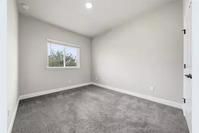 17026 Crestmont Boulevard, Clermont, FL 34711 - Photo 19