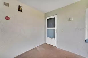 333 Lake Howard Dr NW, Winter Haven, FL 33880 - Photo 3