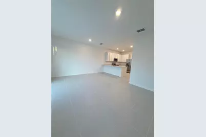 2571 Skyline, Kissimmee, FL 34758 - Photo 9