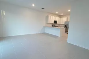 2571 Skyline, Kissimmee, FL 34758 - Photo 9
