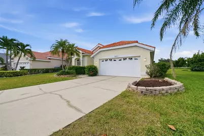 6817 Superior Street Circle, Sarasota, FL 34243 - Photo 3