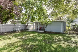 1050 Herman Ave, Orlando, FL 32803 - Photo 9