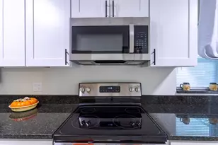 1050 Herman Ave, Orlando, FL 32803 - Photo 19