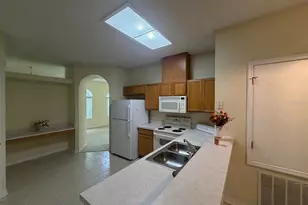10130 Shadow Creek Dr, Orlando, FL 32832 - Photo 5