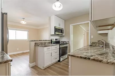 10293 Satsuma Road, Seminole, FL 33772 - Photo 5