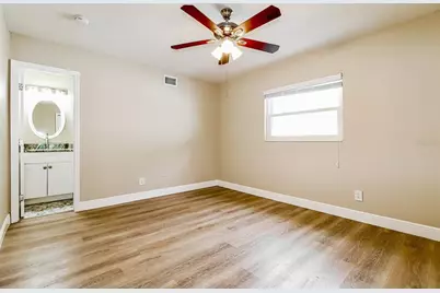 10293 Satsuma Road, Seminole, FL 33772 - Photo 11