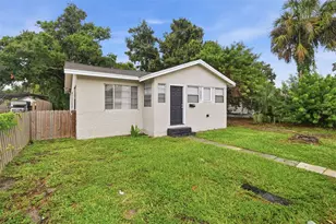 1743 30th St S, Saint Petersburg, FL 33712 - Photo 3