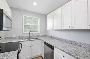 1743 30th St S, Saint Petersburg, FL 33712 - Photo 19