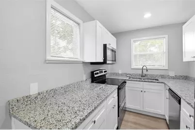 1743 30th Street S, Saint Petersburg, FL 33712 - Photo 21
