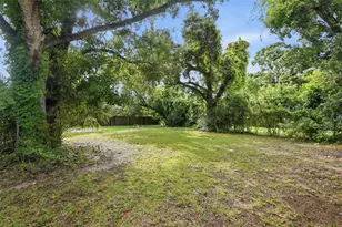 1743 30th St S, Saint Petersburg, FL 33712 - Photo 49