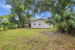 1743 30th St S, Saint Petersburg, FL 33712 - Photo 43