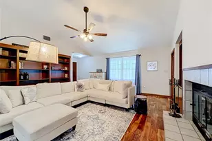 7104 Bledsoe Ave, Orlando, FL 32810 - Photo 3