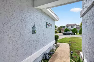 7825 Sapphire Ln, Orlando, FL 32822 - Photo 3