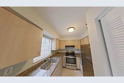 10352 Hemlock Street, Spring Hill, FL 34608 - Photo 5