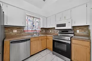 6109 Zonna Ave, Orlando, FL 32808 - Photo 9