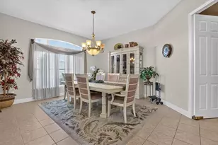 2555 Rose Spring Dr, Orlando, FL 32825 - Photo 9