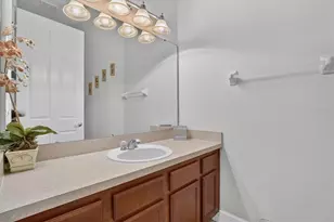 2555 Rose Spring Dr, Orlando, FL 32825 - Photo 19