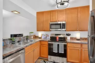 2994 Plaza Terrace Dr, Orlando, FL 32803 - Photo 11
