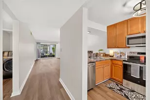 2994 Plaza Terrace Dr, Orlando, FL 32803 - Photo 5