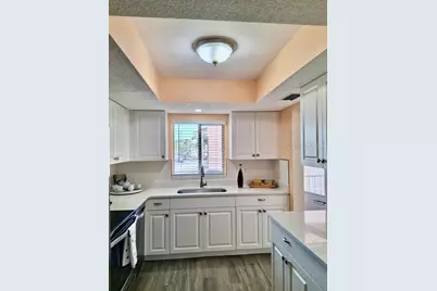 4145 Heron Way #E-208, Bradenton, FL 34205 - Photo 9