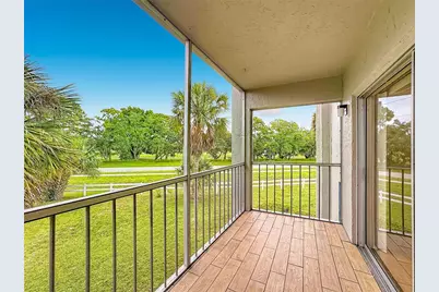 1520 Glen Oaks Drive E #248, Sarasota, FL 34232 - Photo 17
