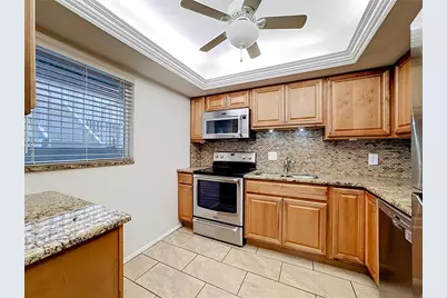 1520 Glen Oaks Drive E #248, Sarasota, FL 34232 - Photo 5