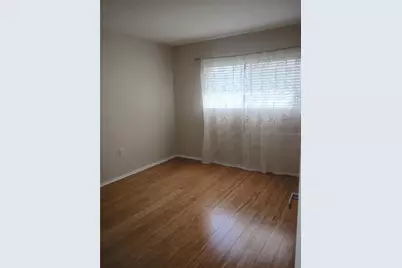 1520 Glen Oaks Drive E #248, Sarasota, FL 34232 - Photo 11