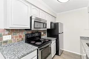 8305 Autumn Oak Ave, Port Richey, FL 34668 - Photo 7
