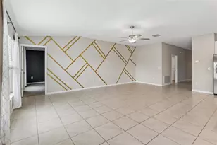 5404 Blue Azure Dr, Wimauma, FL 33598 - Photo 5
