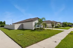 5404 Blue Azure Dr, Wimauma, FL 33598 - Photo 3