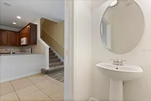 1335 Shallcross Ave, Orlando, FL 32828 - Photo 3