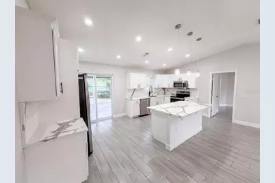 8165 Ridge Road, Weeki Wachee, FL 34613 - Photo 21