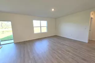 1025 Champion Ridge Dr, Daytona Beach, FL 32124 - Photo 11