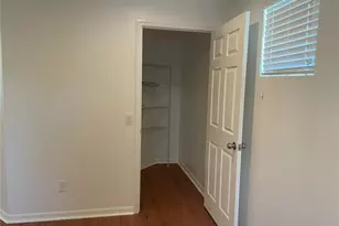 10649 Pictorial Park Dr, Tampa, FL 33647 - Photo 29