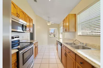 713 Meadowside Court, Orlando, FL 32825 - Photo 9
